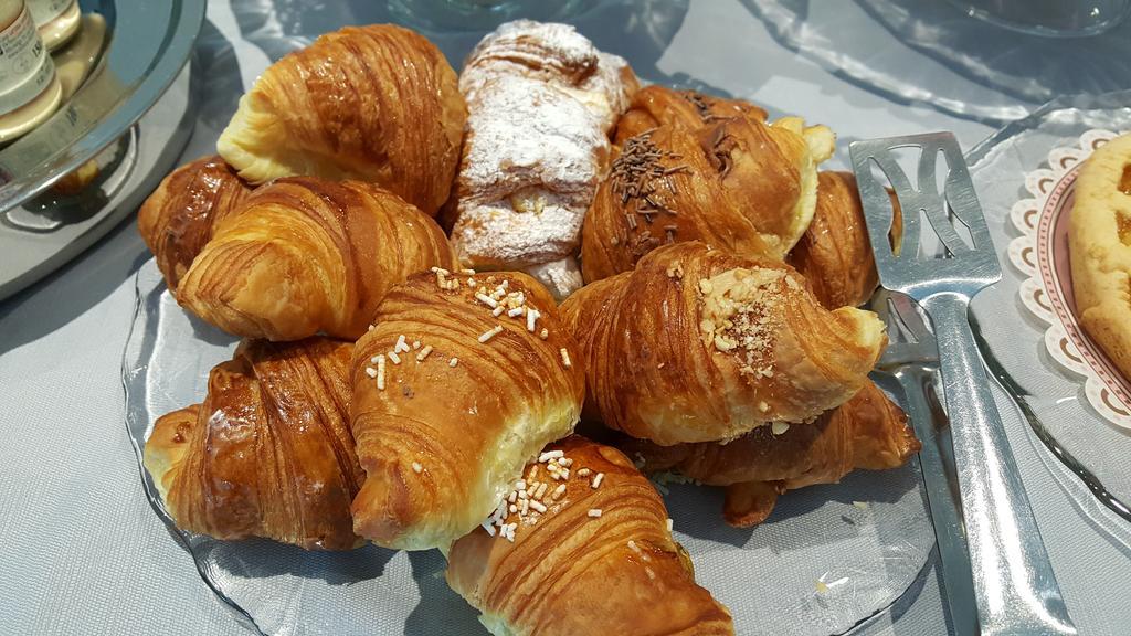 Gimmi Hotel Rimini Ngoại thất bức ảnh
