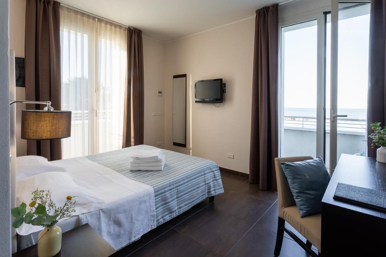Gimmi Hotel Rimini Ngoại thất bức ảnh