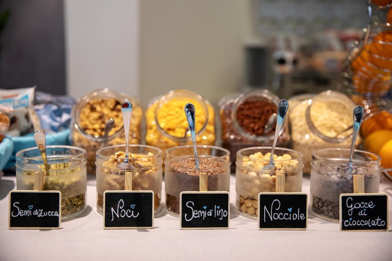 Gimmi Hotel Rimini Ngoại thất bức ảnh